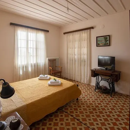 Grandma's House Holiday home Epanomi